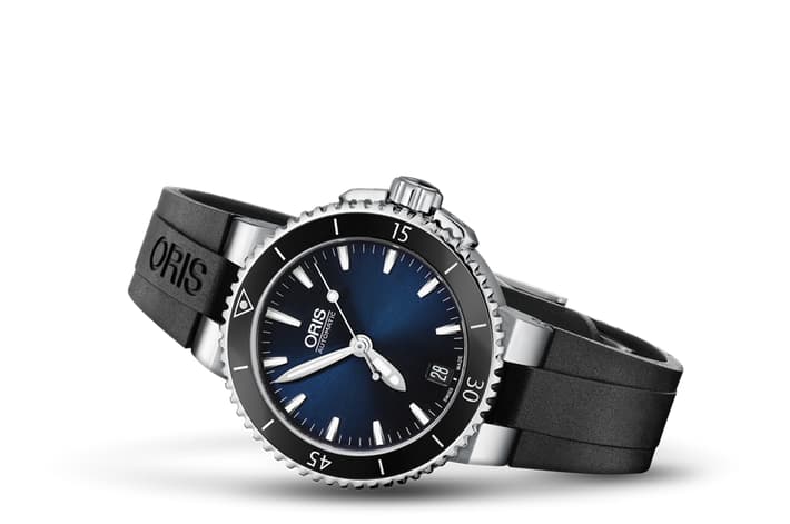 Image of Aquis Date